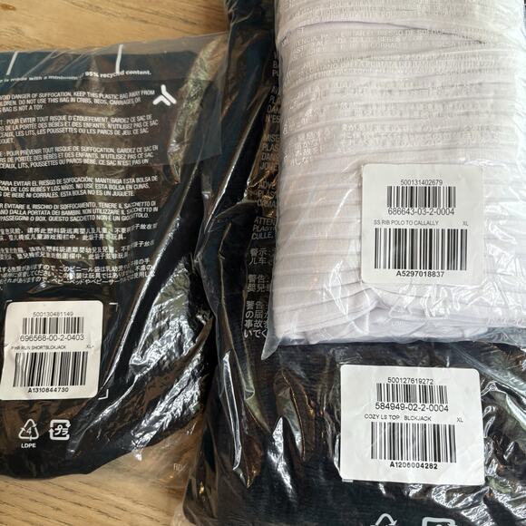 NWT Lot Of 3 Old Navy Women’s XL Short Rib Polo White Black Run Shorts - Picture 1 of 4